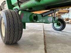2001 John Deere 925F 25’ Flexhead with Unverferth Head Trailer, Full Finger Reel, SN: H00925F691586.