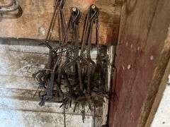 Large Trap Lot Includes (11) Mink/Muskrat Stretchers, (8) 1.5” Traps, (5) Foothold Traps, (6) 110 Tr