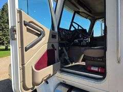 2007 International 9400 Day Cab Semi, 442,458 Miles, Cummins ISX 15 Engine, 10 Speed Transmission, 2