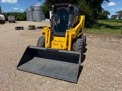 Gehl 4835 SXT Turbo Skid Loader, 985 Hours, Radio, Heat, Auxiliary Hydraulics, Quick Attach, New Buc