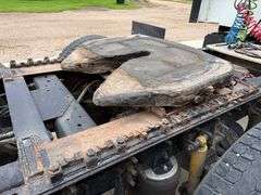 2006 International 9200i Semi with Sleeper, 665,108 Miles, Cumins ISX 15 Engine, 10 Speed Transmissi