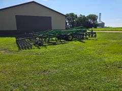 2016 John Deere 2730X 18’ Combination Ripper, 9 Shank, Remlinger 5 Bar Spike Tooth Harrow, Single Po