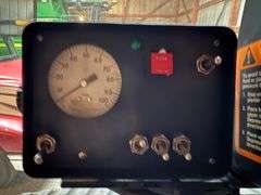 John Deere 1770 Conservation 24R30” Planter, 3 Bushel Boxes, (2) 200 Gallon Liquid Fertilizer Tanks 