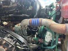 2015 Volvo VNL Daycab, D13 Engine with 425hp, 457,000 Miles, I Shift Transmission, 180” Wheelbase, A