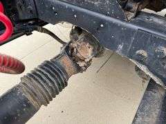 2006 International 9200i Semi with Sleeper, 665,108 Miles, Cumins ISX 15 Engine, 10 Speed Transmissi
