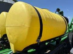 John Deere 1770 Conservation 24R30” Planter, 3 Bushel Boxes, (2) 200 Gallon Liquid Fertilizer Tanks 