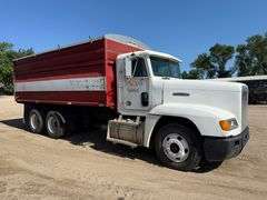 1989 Freightliner Semi, 766,000 Miles, 9 Speed Transmission, 19’ Steel Box, Roll Tarp, 855 Cummins @