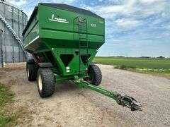 2010 Parker Model 605 Gravity Box, Lights, Brakes, Roll Tarp, 445/65R22.5 Tires on 10 Bolt Hubs, Fen