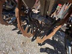 2006 Amity 12R22” 2700 Sugarbeet Lifter, Approx 400 Acres on new hard surface wheels, 1 year on rear