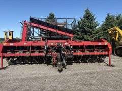 2006 Amity 12R22” 2700 Sugarbeet Lifter, Approx 400 Acres on new hard surface wheels, 1 year on rear