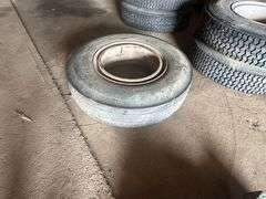 (1) 11 x 22.5 Truck Tire on Dayton Rim