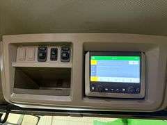 2021 John Deere 8R340 MFWD Tractor, 959 Hours, E23 Power Shift Transmission, ILS, Ultimate Comfort C