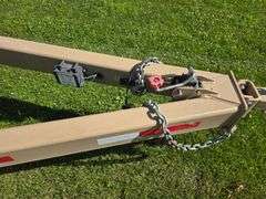 Unverferth Seed Runner 3750 Tri Axle Seed Tender, Honda 11hp Engine with Electric Start, 6” Conveyor