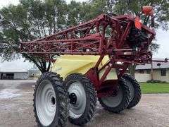 Hardi Navigator 6000 Sprayer, 132’ Boom, 6 Section, 1650 Gal, Boom Rinse, Hand Rinse, Boom Height, I