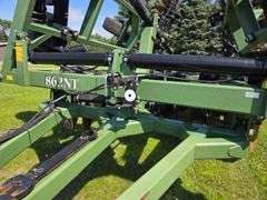 Wishek 862NT Tandem Disk, 30’, Rotary Scrapers, Approx 29” Front Blades, Approx 29” Rear Blades, 385
