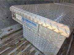 Adrian Steel Aluminum Pickup Toolbox, Comes with Key