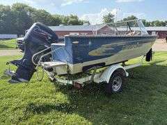 1999 Crestliner 1850 Sportfish Boat, 18.5’, Evinrude 150 Motor, Walkthru Windshield, Depth Finder, w