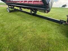 2003 IH Model 1020 Bean Head, 25’, Comes with Custom Built Trailer Specifically Made for the Head