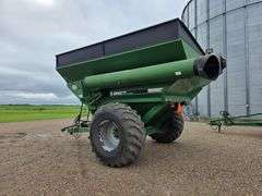 Brent by Unverferth 774 Grain Cart, Front Corner 17” Auger, Large 1000 PTO, 30.5L-32 Tires, Rear Lig