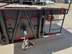 1999 International 4900 Truck with 2,350 Gallon Tank, 197,509 Miles, DT466E Engine, 6 Speed Plus Man