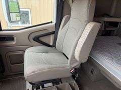 2006 International 9200i Semi with Sleeper, 665,108 Miles, Cumins ISX 15 Engine, 10 Speed Transmissi