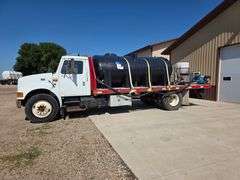 1999 International 4900 Truck with 2,350 Gallon Tank, 197,509 Miles, DT466E Engine, 6 Speed Plus Man