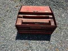 7 Drawer Toolbox, 26” x 12” x 14”