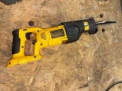 DeWalt Sawzall, 18V, (no battery), *works per seller