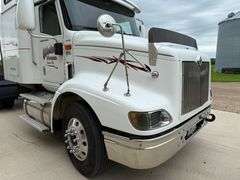 2006 International 9200i Semi with Sleeper, 665,108 Miles, Cumins ISX 15 Engine, 10 Speed Transmissi