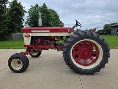 Farmall 460 Wide Front Gas Tractor, 15.5-38 Rears, 2pt Fast Hitch, 11L-15 Fronts, 540 PTO, Mid Hydra