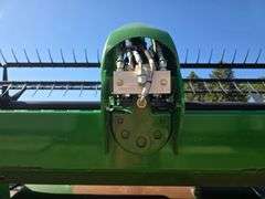 2014 John Deere 640FD 40’ Flex Draper, Flip Reel, Dual Knife Drive, Poly Tine Pickup Reel, Comes wit