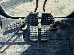 John Deere 225D LC Excavator, 7,340 Hours, 32” Tracks, 30” Bucket, Hydraulic Thumb, SN: 1FF225DXAA05