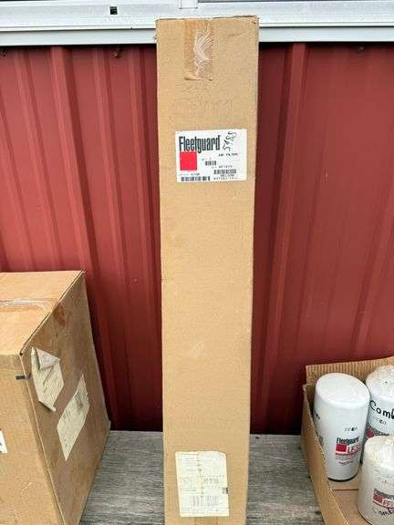 Filter for IH 5488 Tractor, AF1870 Air Filter, Fleetguard