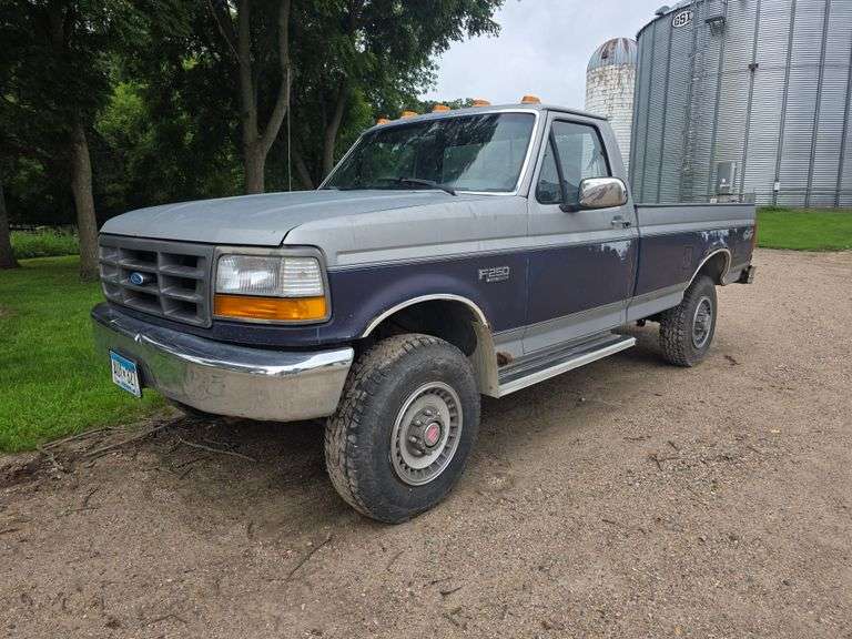 1992 Ford F-250 Custom Single Cab, 4x4 Lock Out Hubs, 92,155 Original Miles, Heat, Dual Fuel Tanks, 