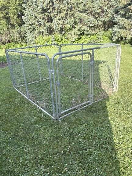 Dog Kennel, 6’ x 8’ x 4’ Tall