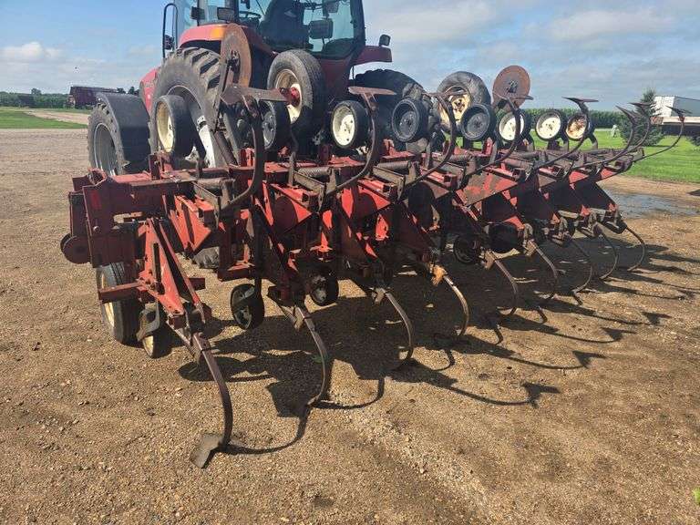 Case IH 183 3pt Cultivator, 16R22”, Good Shovels, 13” Tires on 5 Bolt Rims, SN: 010792