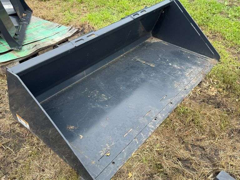 Wolverine 78” Wide Bucket, Skid Loader Mount