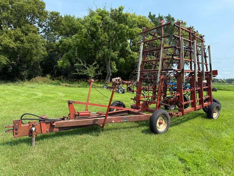 Multiweeder Spring Melroe 453 25’ Multiweeder, 3 Rank, 5 Bar Coil Tine Harrow - Fragodt ...