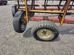 Melroe Model 452 – 12 Section 6' Coil Tine Drag, Hydraulic Down, SN: 661275 *One wing tire blew from
