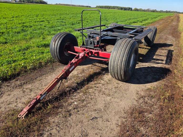 Anhydrous Running Gear, Extendable Hitch, Rear Brakes, 21.5L-16.1 Tires, Rear Lights