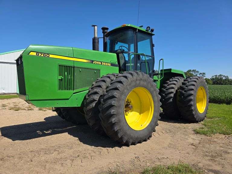 1989 John Deere 8760 4wd Tractor, 7,455 Hours, 20.8R38 Duals All Around, Block Heater, 3 Rear Hydrau