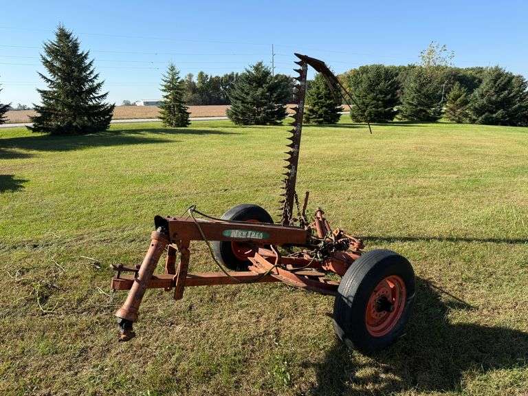 New Idea Model 251 Sickle Mower, Bolt On Sections, 540 PTO, 6’ Bar