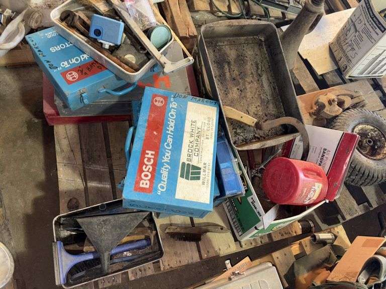 Pallet of: Hammer Drills, Tools and more, Buying All for One Money