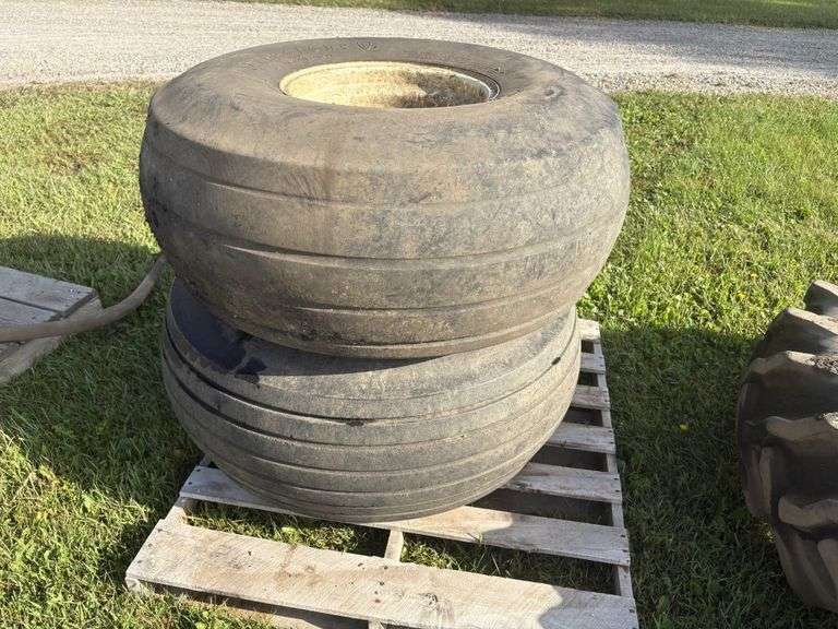 (2) 16.5-16.1 Imp Tires on 8 Bolt Ag Rims, 6” Centers