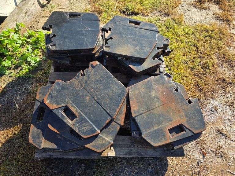 (18) Front End Tractor Weights off a Case IH 7130