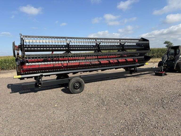 CaseIH 1020 22.5’ Flexhead, HHC, Manual F/A, Spare Parts, with Klugman Single Axle Head Mover, 15” T