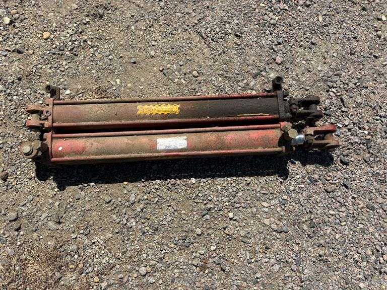 (2) 3”x24” Hyd Cyls