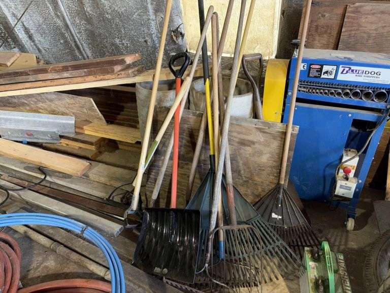 Lawn and Garden Hand Tools