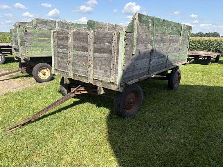 Barge Box, Wood, 68”x12’, 29” sides, with sideboards, on Oliver 4 Wheel Gear, Hoist
