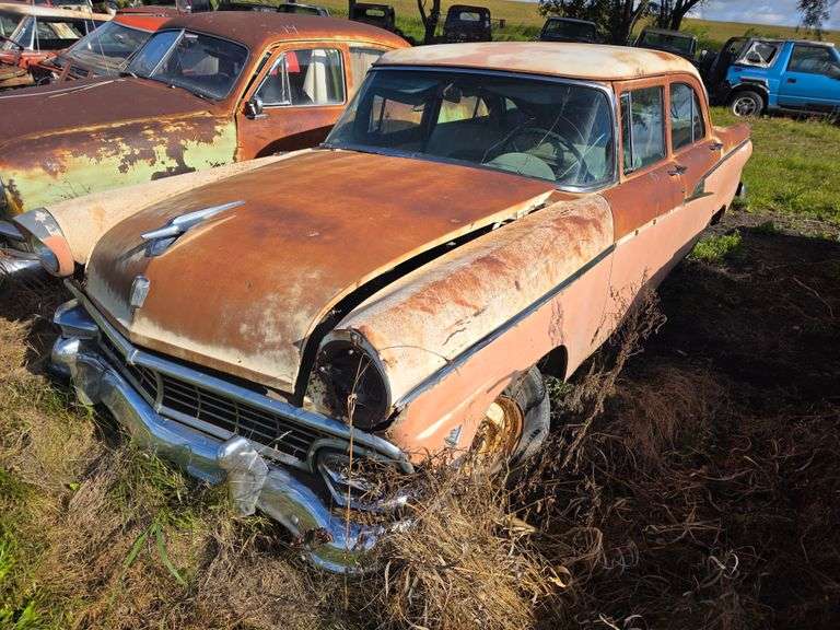 1956 Ford 4 Door, Engine and Transmission
